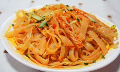 新人如何擺攤賣涼皮 批發(fā)涼皮的收銀有多少